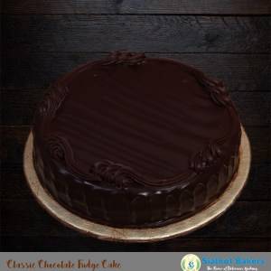 Classic-Chocolate-Fudge-Cake